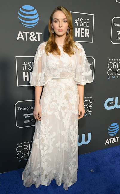 rs_634x1024-190113144715-634.jodie-comer-critics-choice-awards-2019.jpg?fit=inside|900:650&output-quality=90